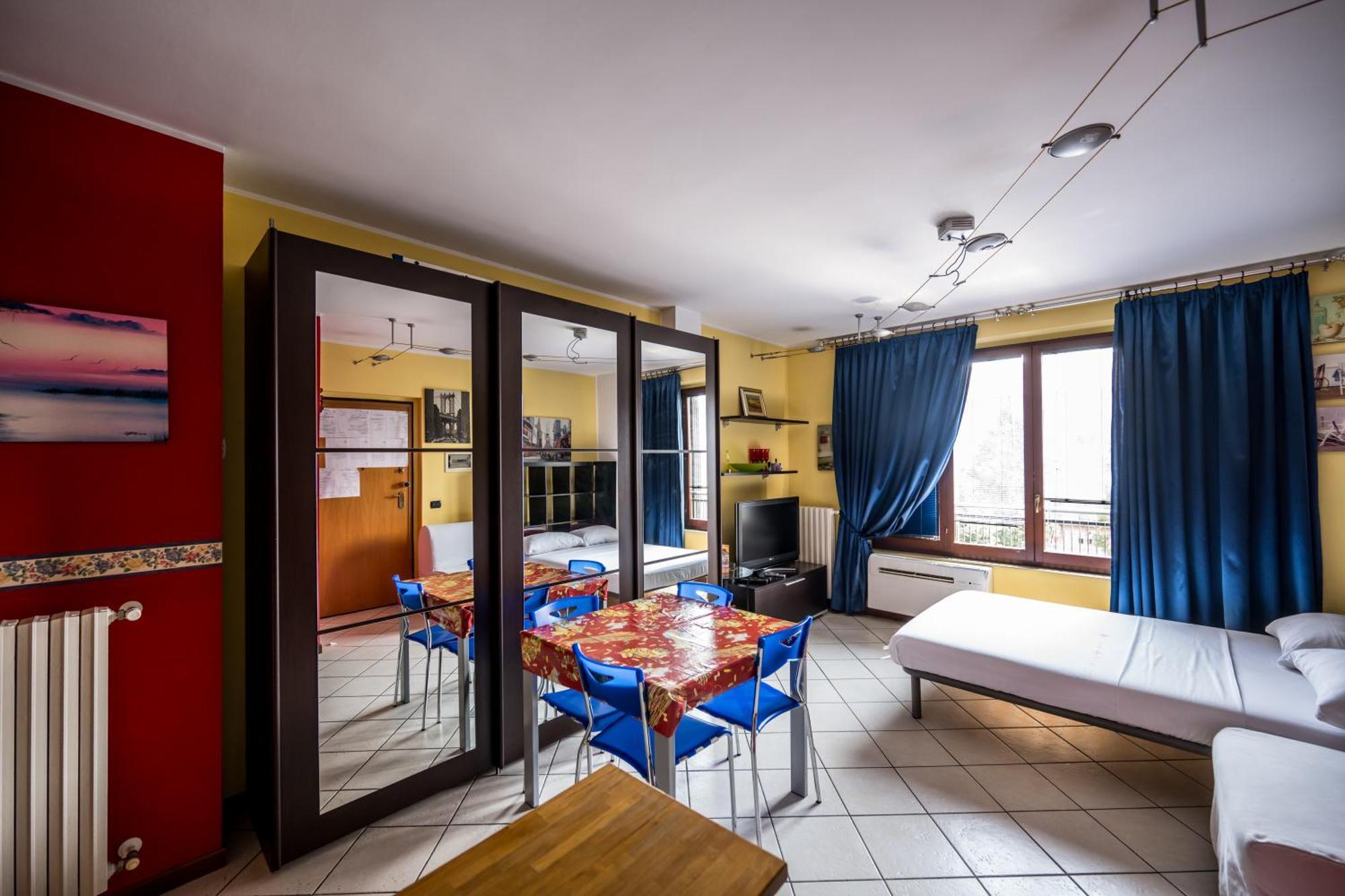 Cozy Suite Rogoredo Apartment Next To The Metro And Train Station Milão Exterior foto